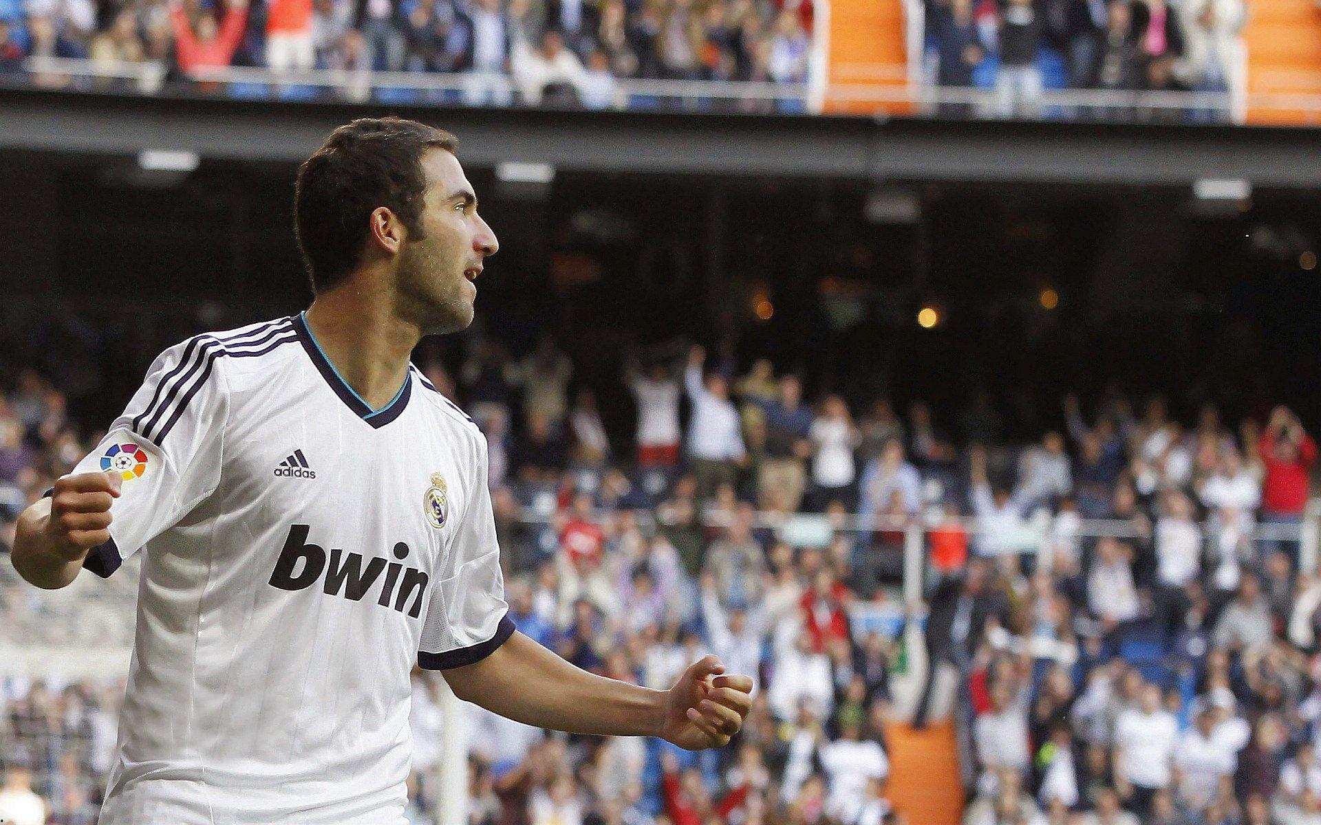 阿达尼点破南美豪强隐忧，阿根廷卫冕路非坦途，罗德里价值更胜佩德里